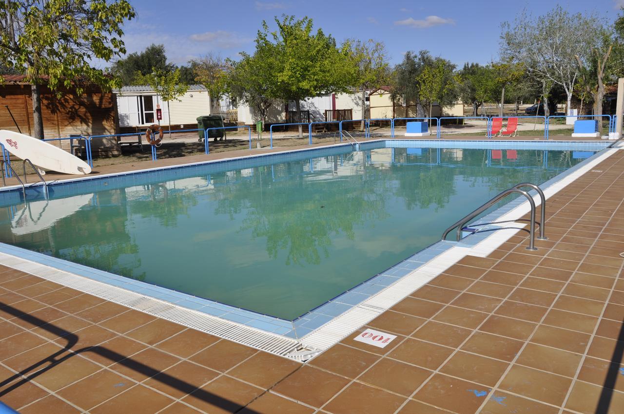 Hotel Camping La Estanca à Alcañiz Extérieur photo