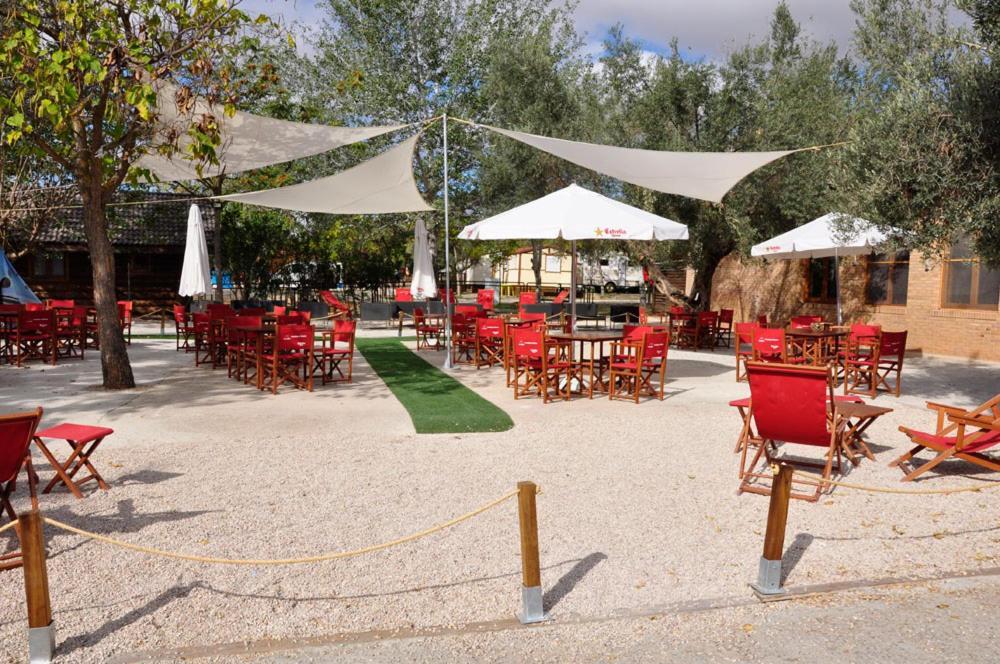 Hotel Camping La Estanca à Alcañiz Extérieur photo